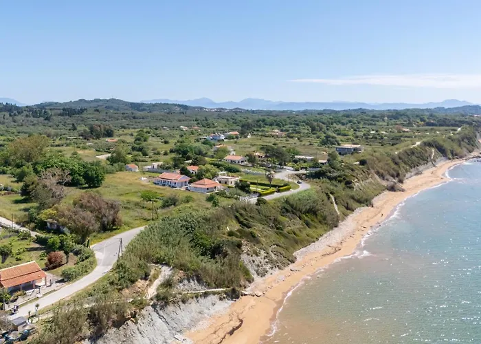 Rodinny Dum Themis * Ájosz Jeórjosz